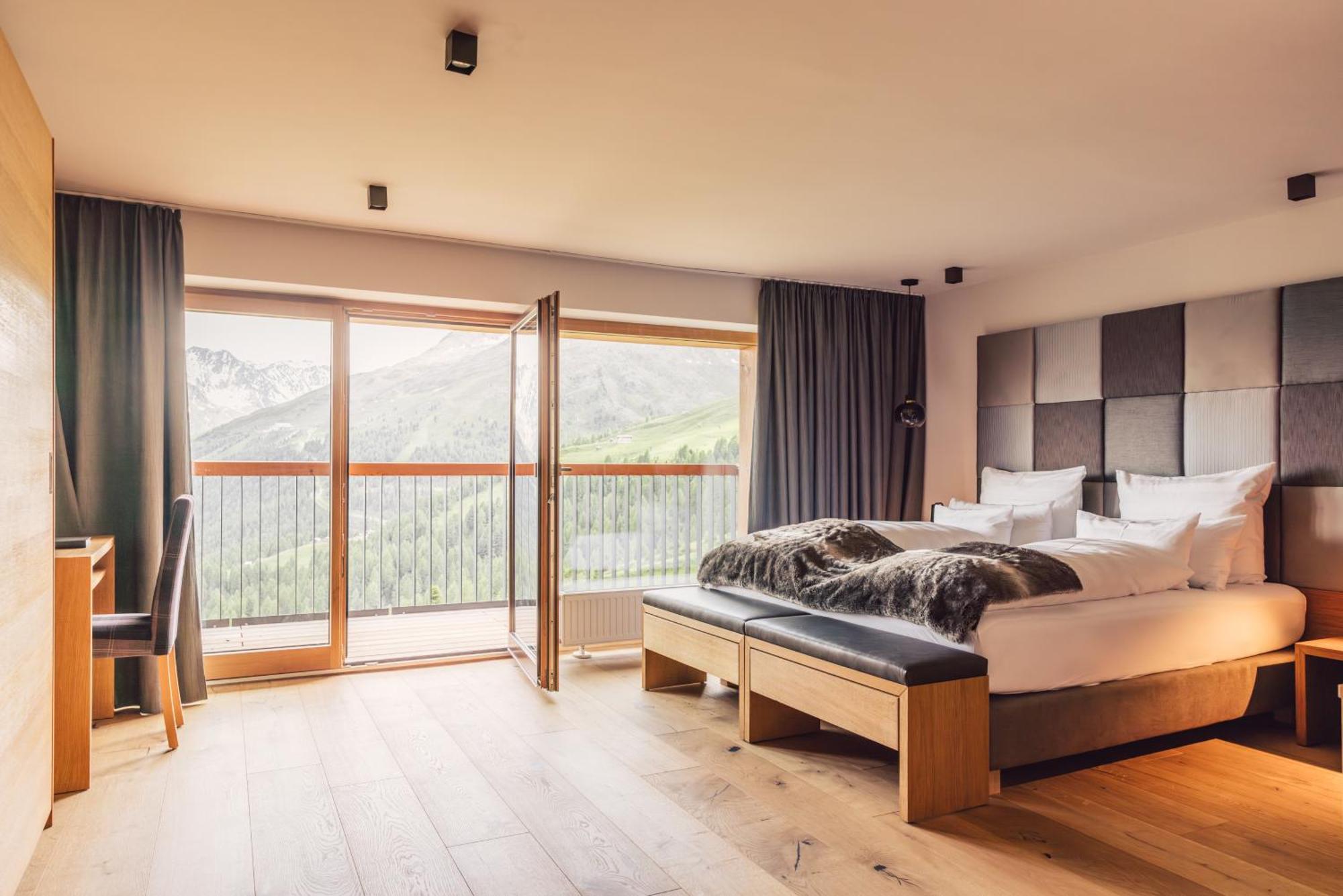 Hotel Schoene Aussicht Sölden Esterno foto